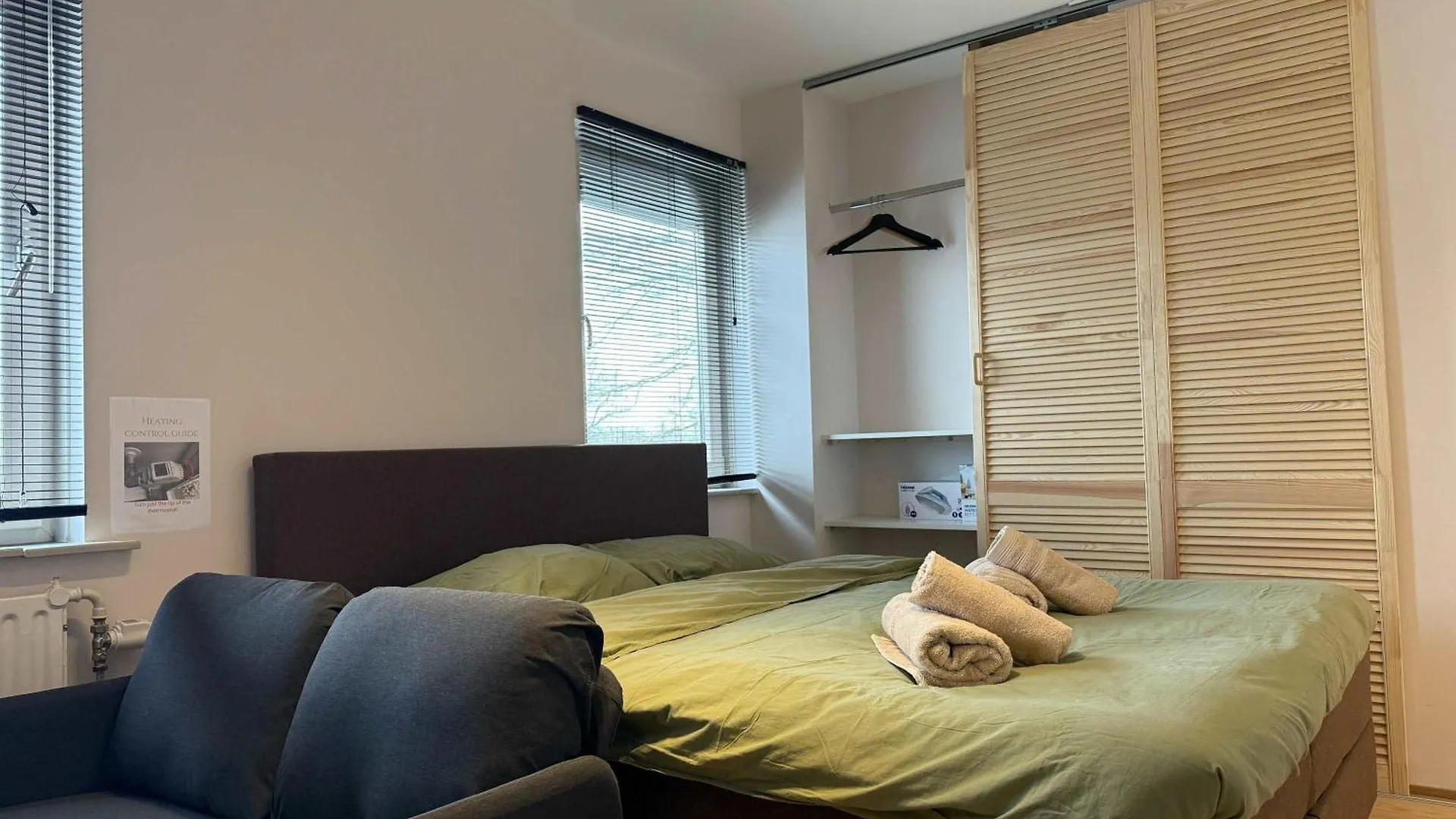 The Cozy Nest Stylish And Serene City Studio contacts